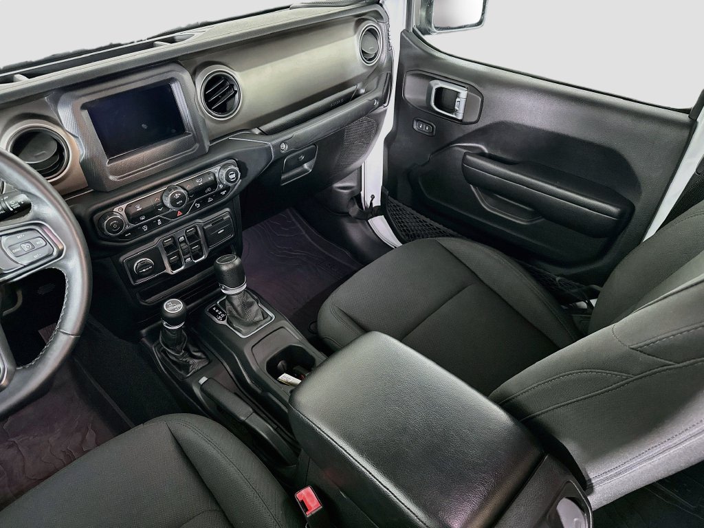 Thumbnail: 2020 Jeep Gladiator - 14
