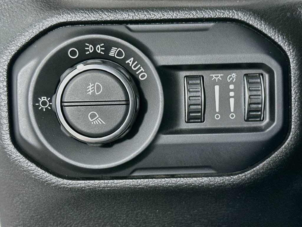 Thumbnail: 2020 Jeep Gladiator - 27