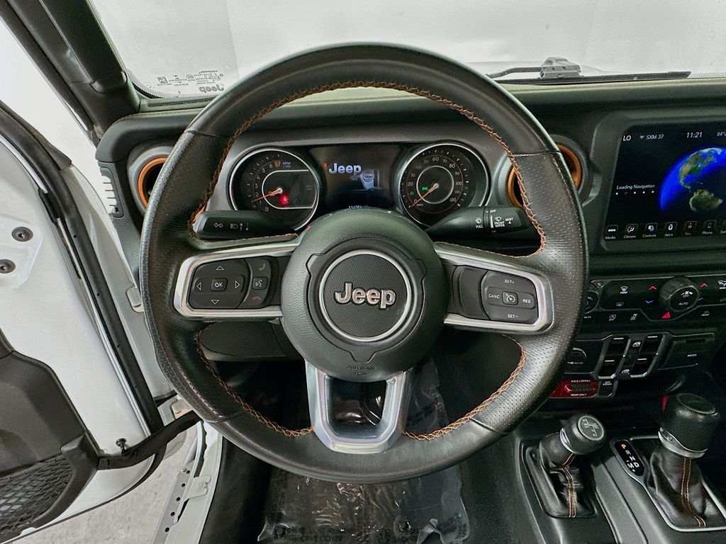 Thumbnail: 2023 Jeep Gladiator - 15