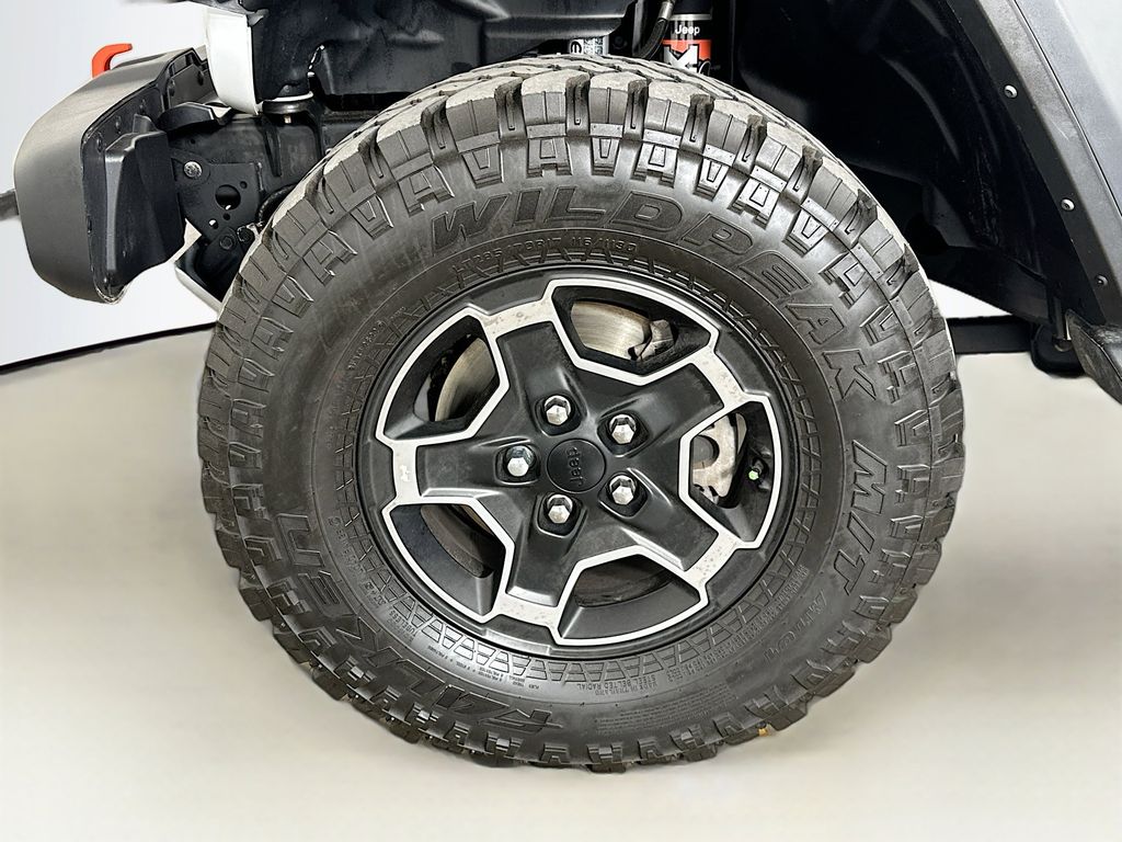 Thumbnail: 2023 Jeep Gladiator - 8