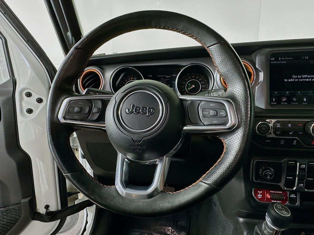 Thumbnail: 2023 Jeep Gladiator - 15
