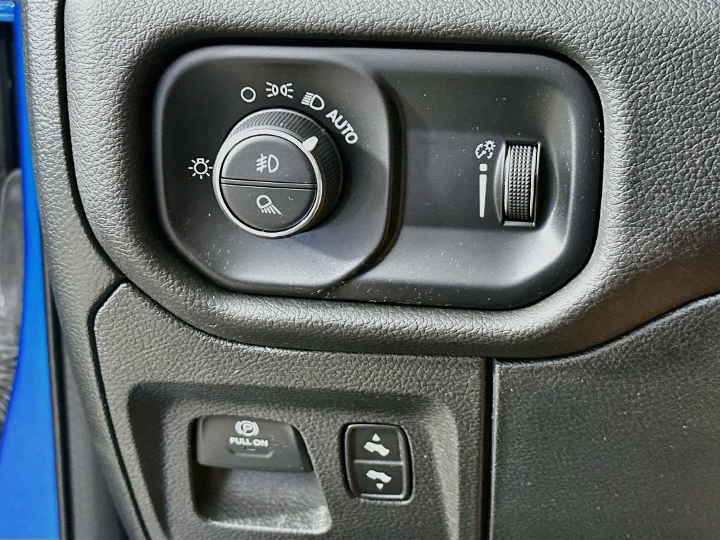 Thumbnail: 2023 RAM 1500 - 28
