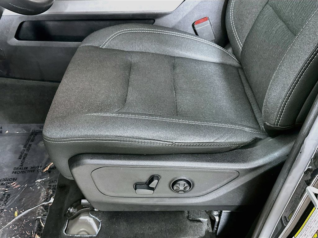 Thumbnail: 2019 RAM 1500 - 30