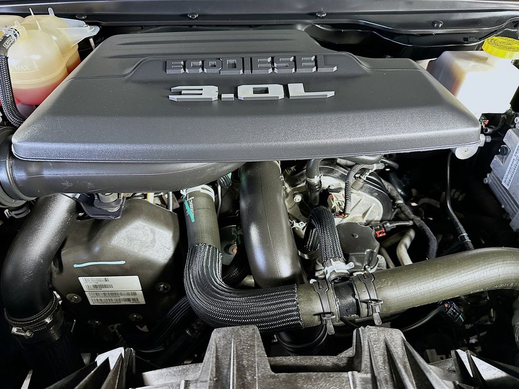 Thumbnail: 2021 RAM 1500 - 9