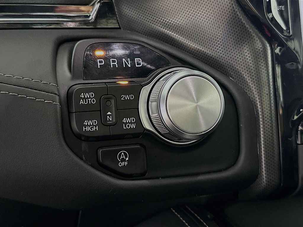 Thumbnail: 2024 RAM 1500 - 23