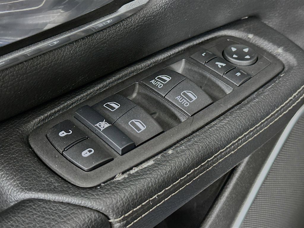 Thumbnail: 2023 RAM 1500 - 29