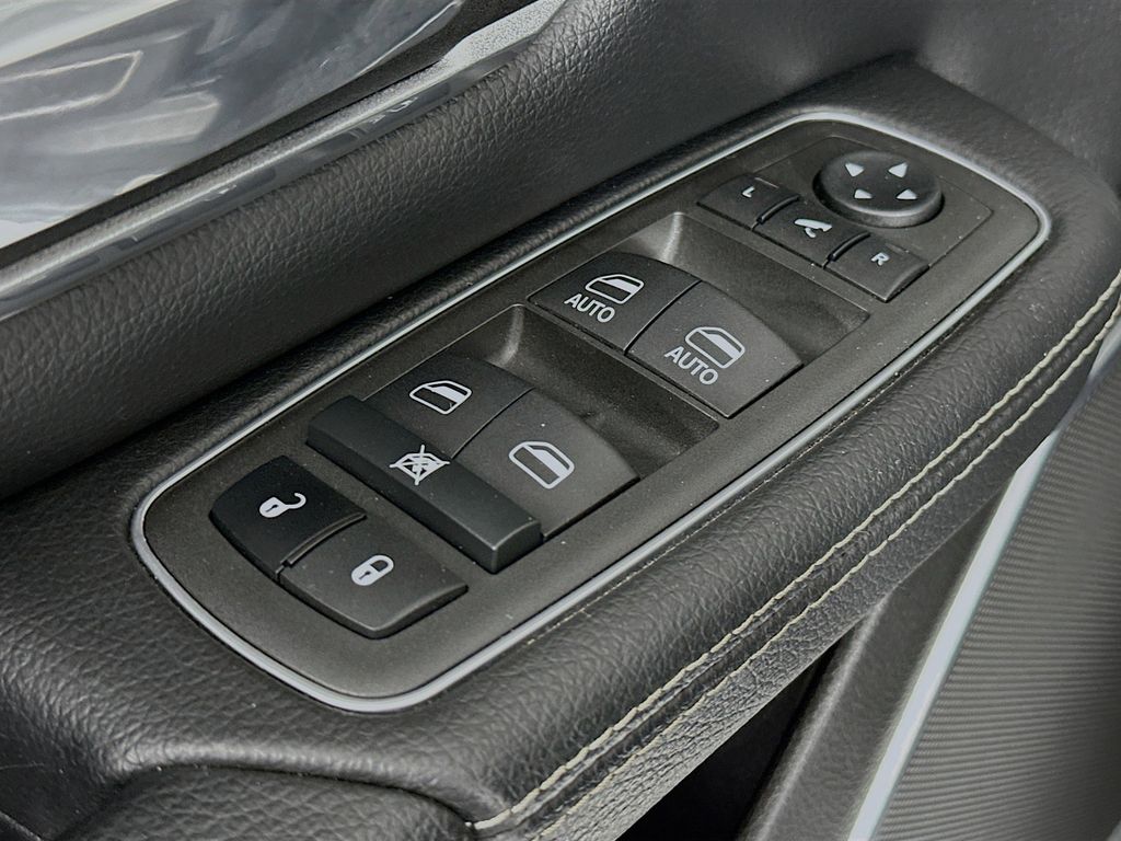 Thumbnail: 2022 RAM 1500 - 30