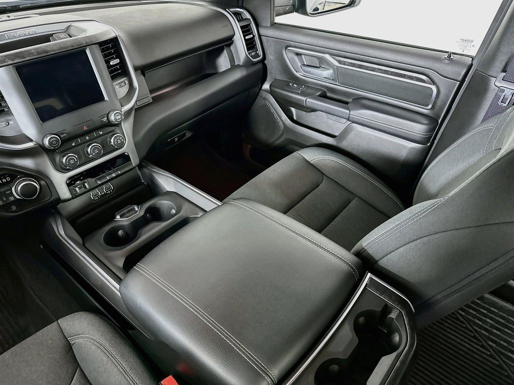 Thumbnail: 2024 RAM 1500 - 10