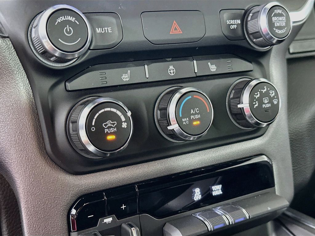 Thumbnail: 2024 RAM 1500 - 22