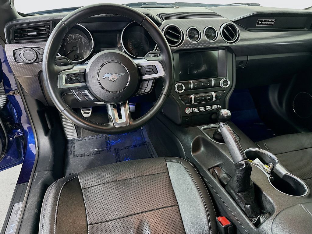 Thumbnail: 2020 Ford Mustang - 10