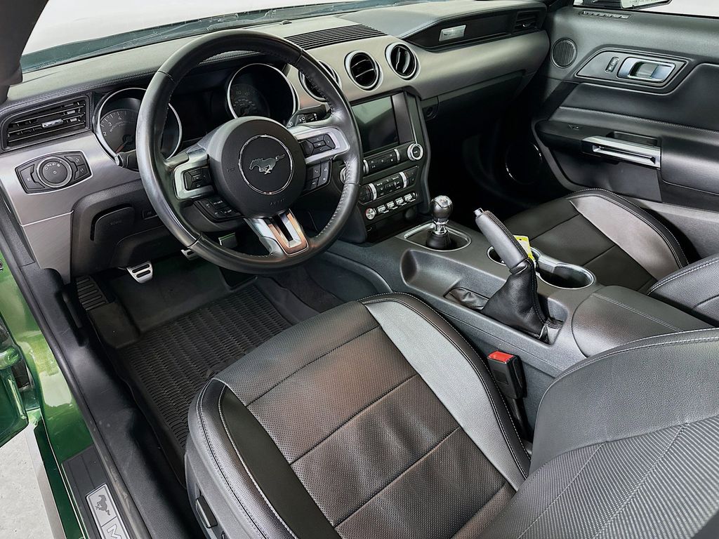 Thumbnail: 2022 Ford Mustang - 2