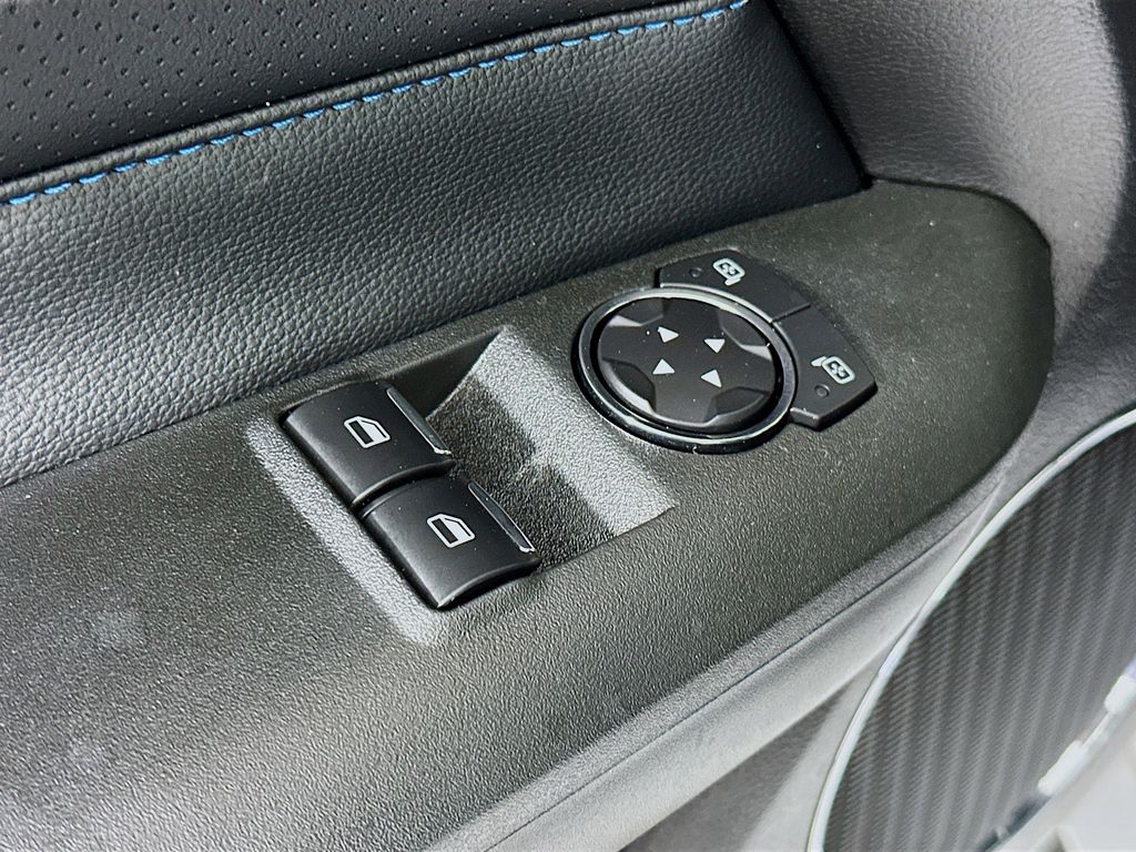 Thumbnail: 2022 Ford Mustang - 29