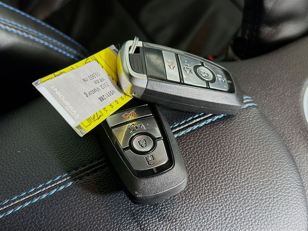 Thumbnail: 2022 Ford Mustang - 20