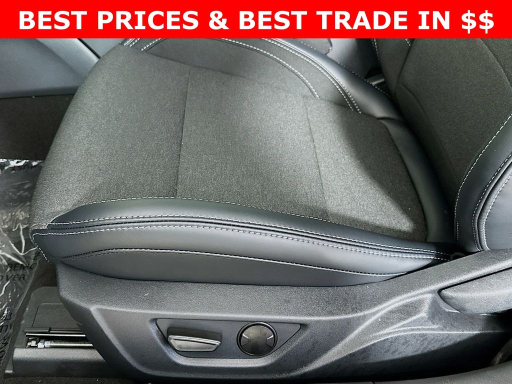 Thumbnail: 2025 Ford Mustang - 17