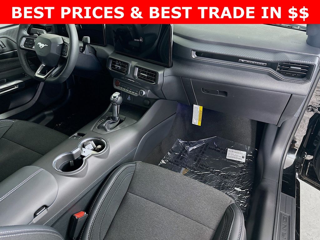 Thumbnail: 2025 Ford Mustang - 11