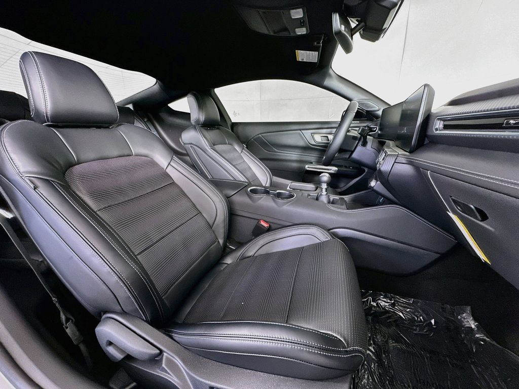 Thumbnail: 2026 Ford Mustang - 12