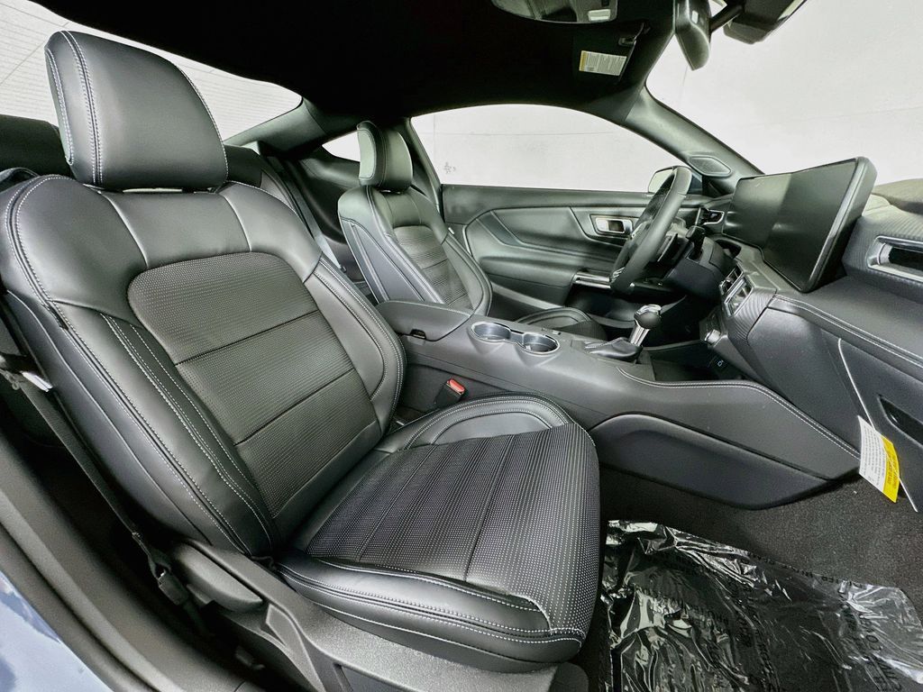 Thumbnail: 2026 Ford Mustang - 12