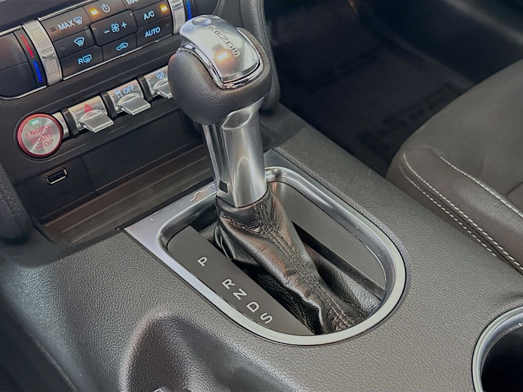 Thumbnail: 2022 Ford Mustang - 23
