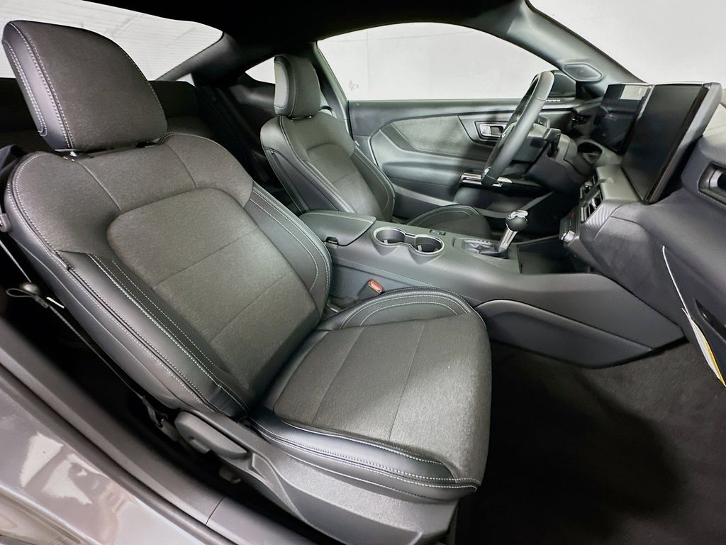 Thumbnail: 2026 Ford Mustang - 20