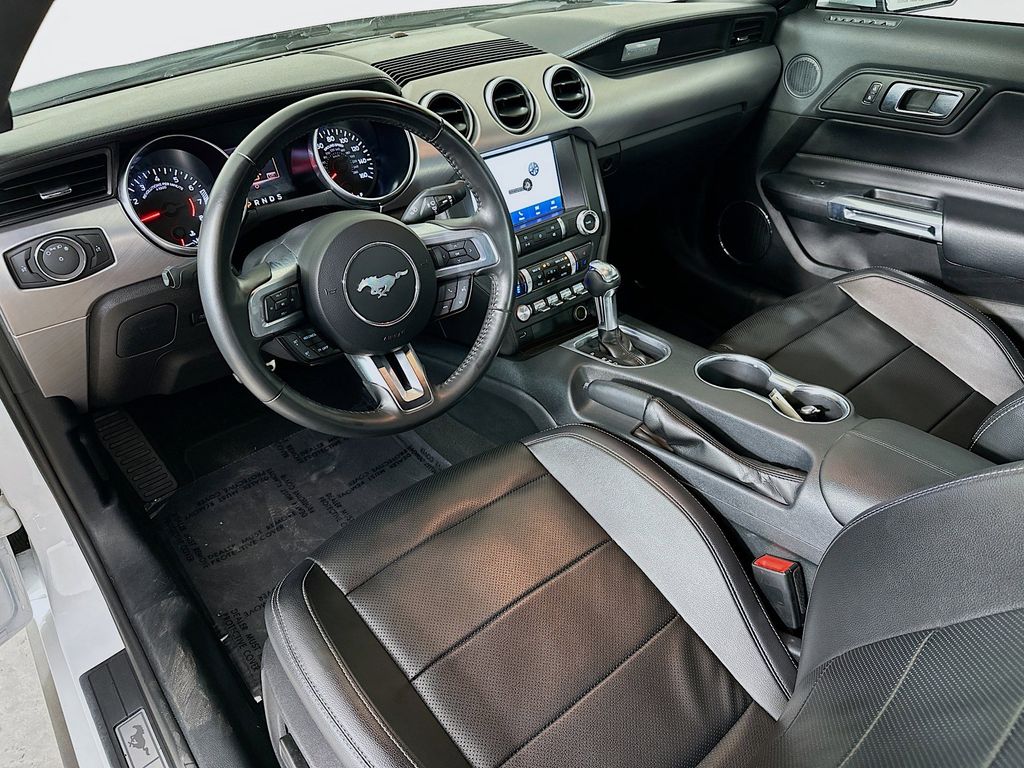 Thumbnail: 2022 Ford Mustang - 2