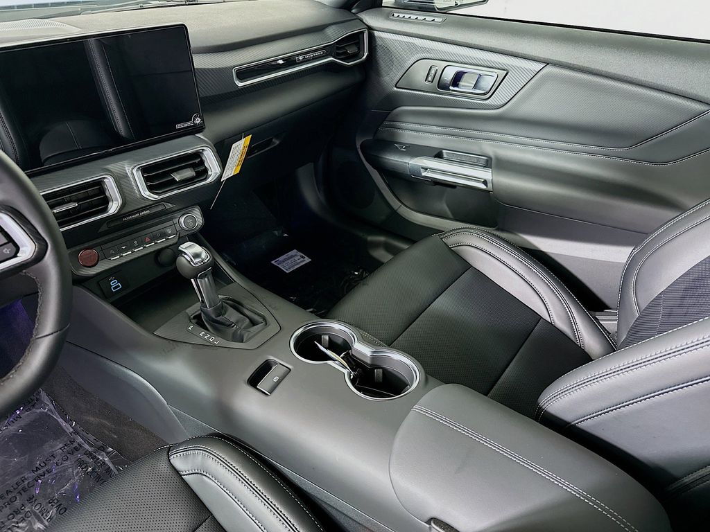 Thumbnail: 2026 Ford Mustang - 13