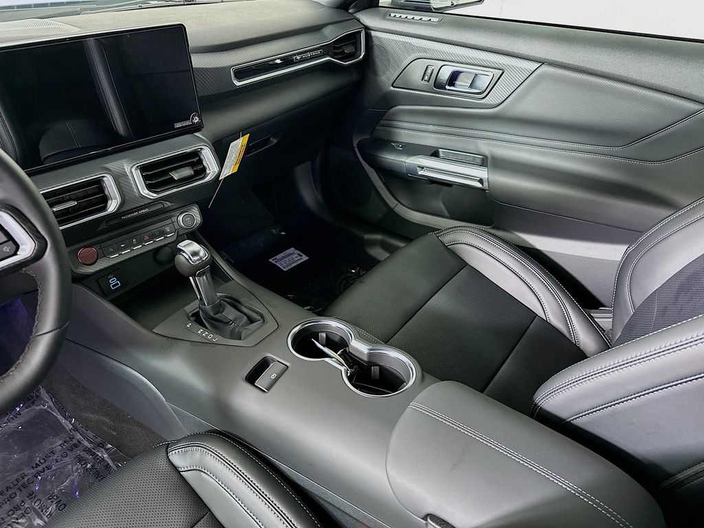 Thumbnail: 2026 Ford Mustang - 13