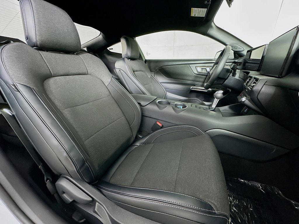 Thumbnail: 2026 Ford Mustang - 10