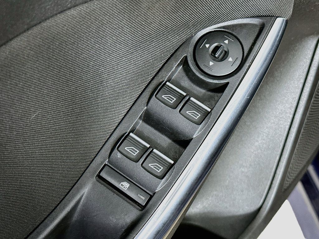 Thumbnail: 2016 Ford Focus - 28
