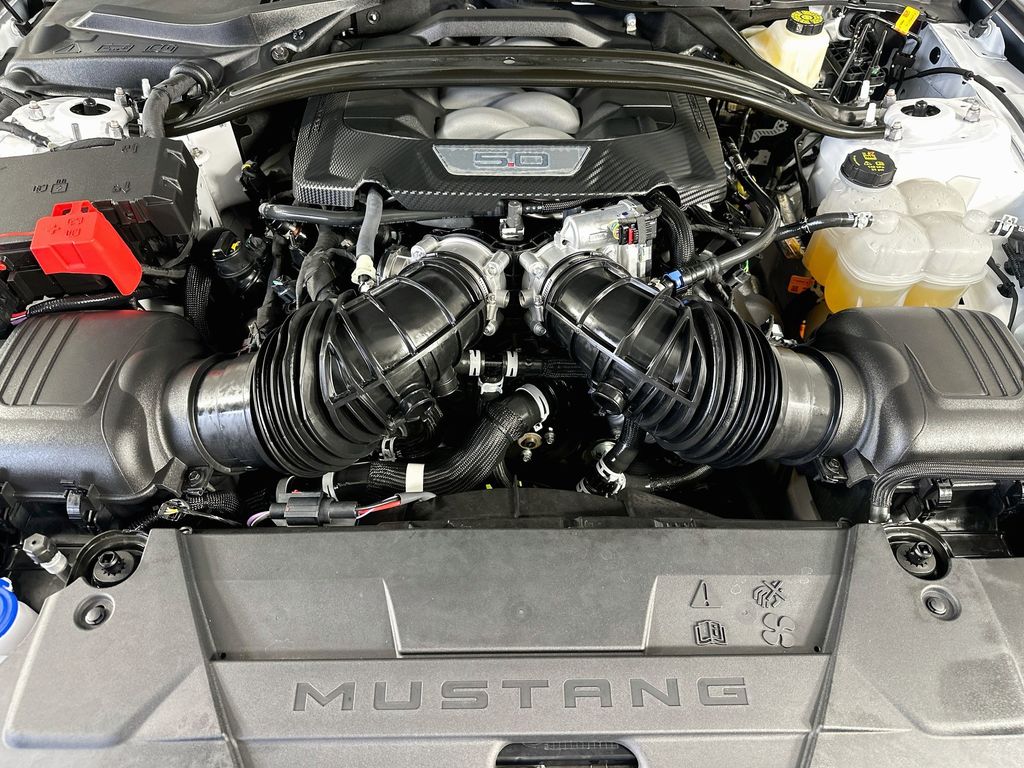 Thumbnail: 2025 Ford Mustang - 8