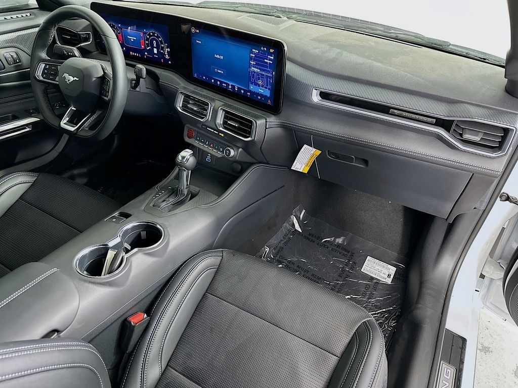 Thumbnail: 2025 Ford Mustang - 29