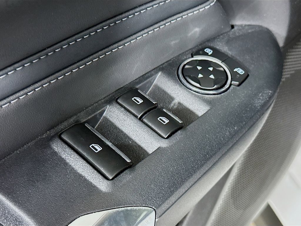 Thumbnail: 2025 Ford Mustang - 27