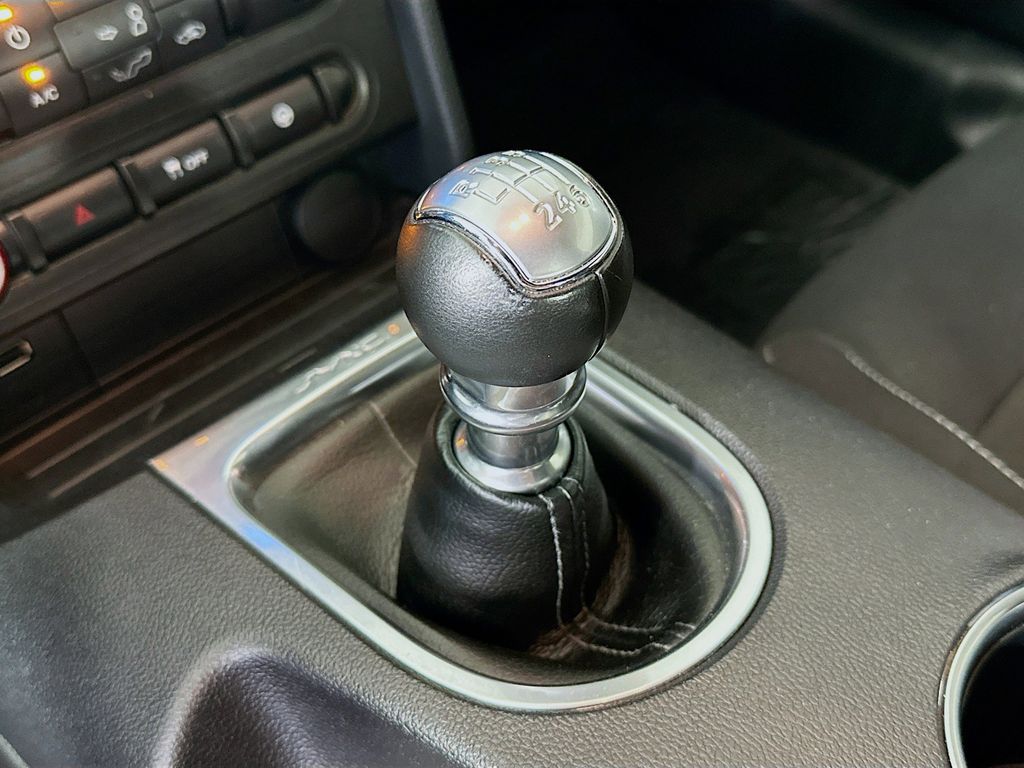 Thumbnail: 2019 Ford Mustang - 22