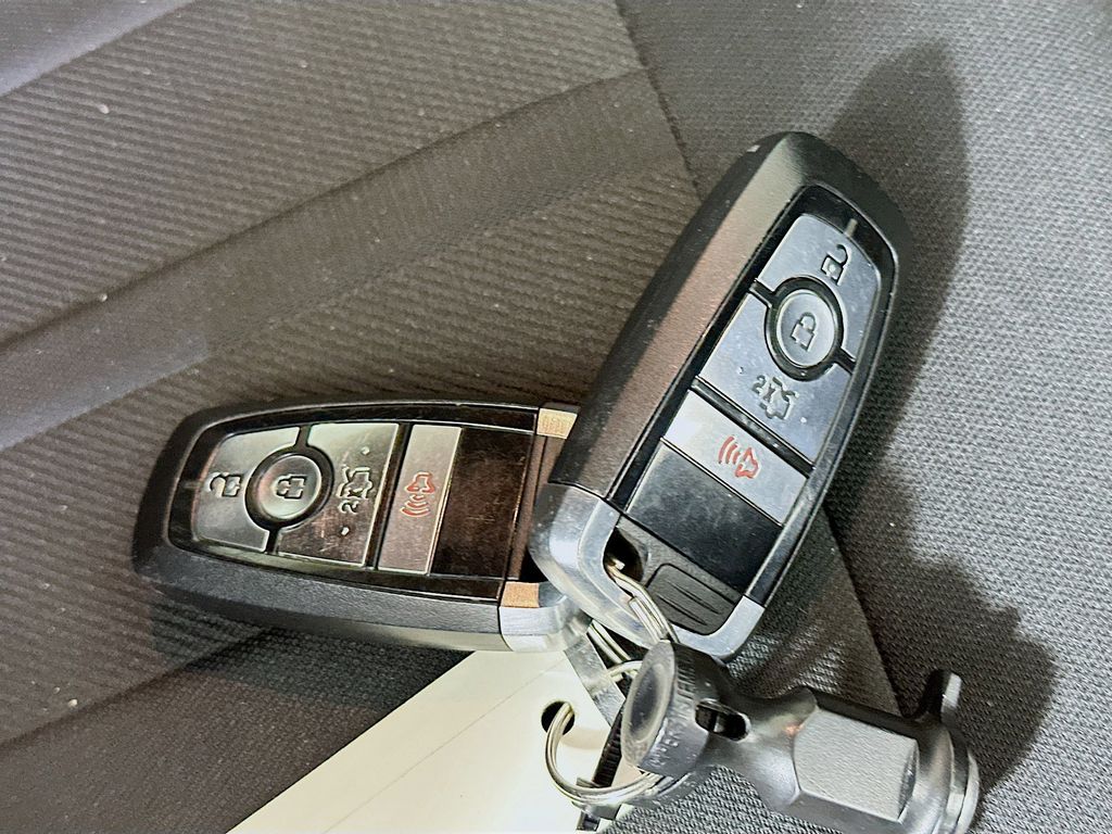 Thumbnail: 2019 Ford Mustang - 18