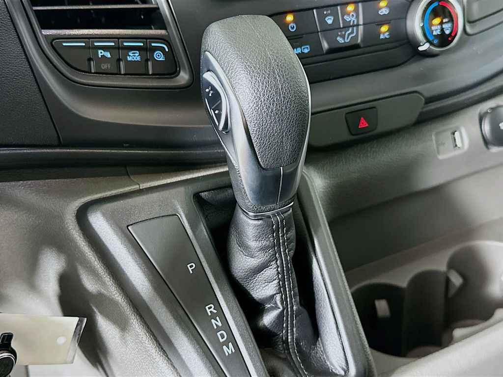 Thumbnail: 2025 Ford Transit Series - 17