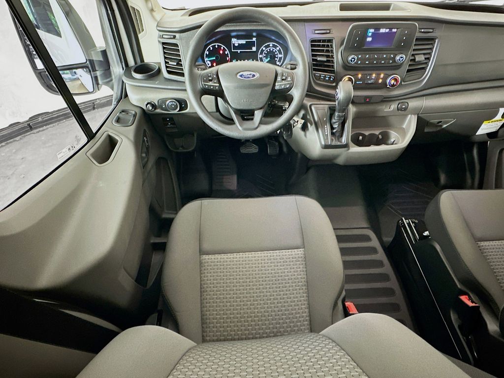 Thumbnail: 2025 Ford Transit Series - 31