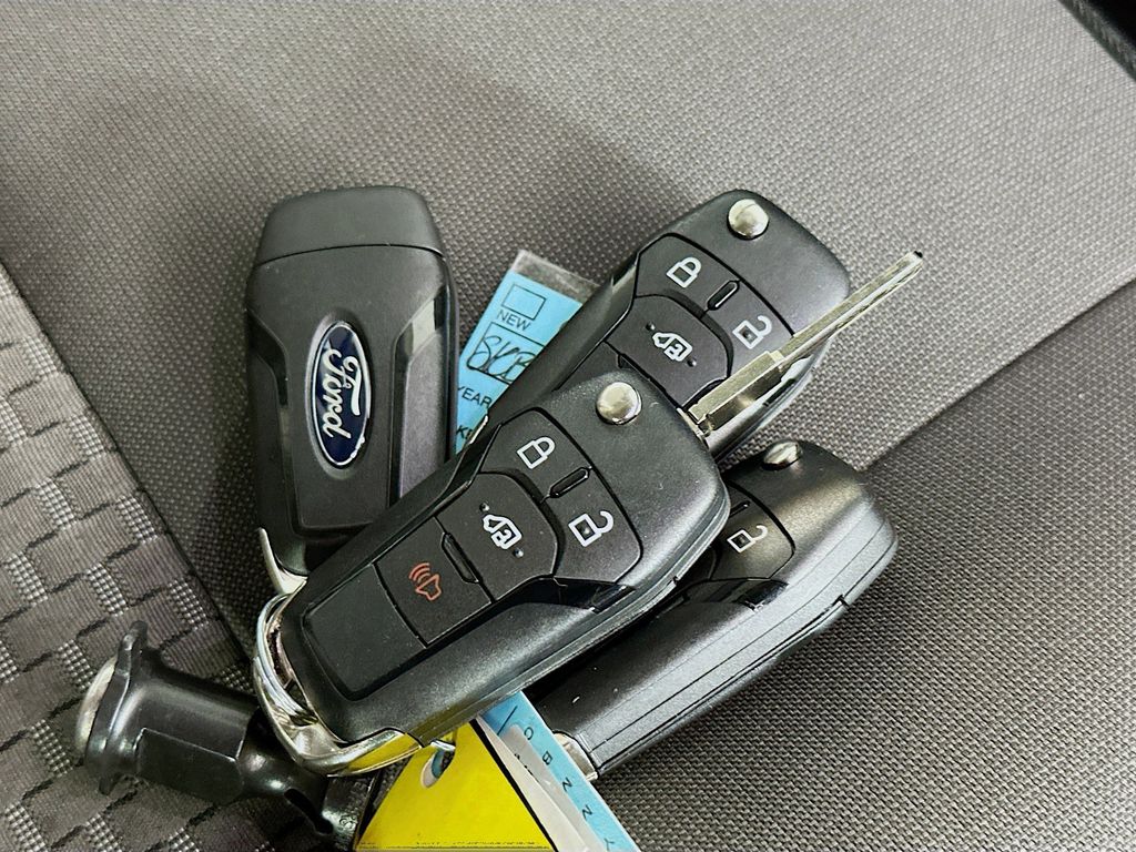 Thumbnail: 2025 Ford Transit Series - 19