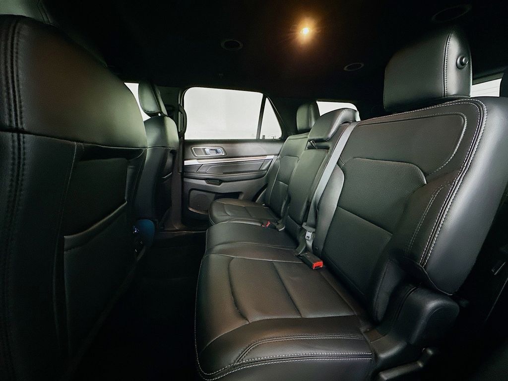 Thumbnail: 2019 Ford Explorer - 13