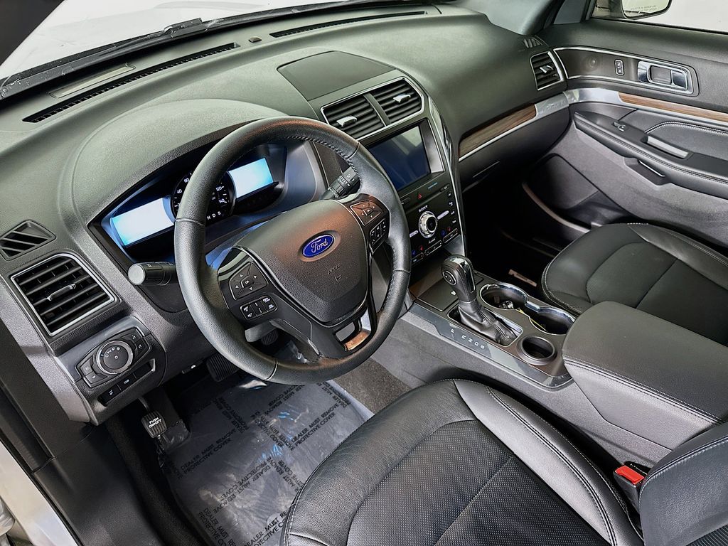 Thumbnail: 2019 Ford Explorer - 2