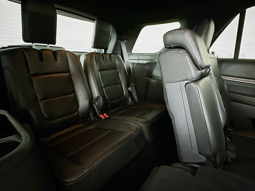 Thumbnail: 2019 Ford Explorer - 35