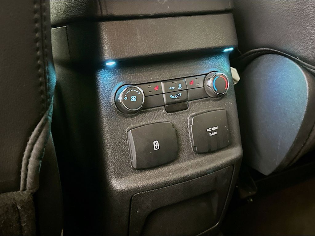 Thumbnail: 2019 Ford Explorer - 22