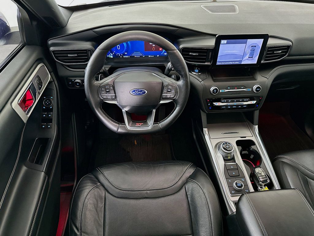 Thumbnail: 2020 Ford Explorer - 10