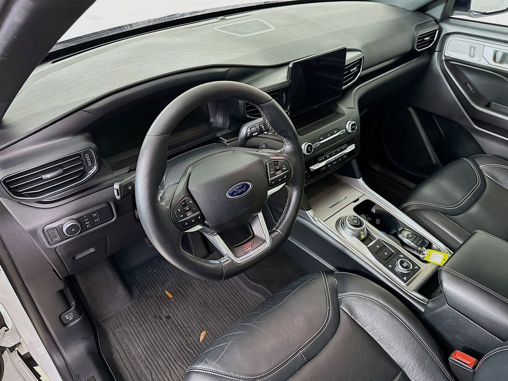 Thumbnail: 2020 Ford Explorer - 2