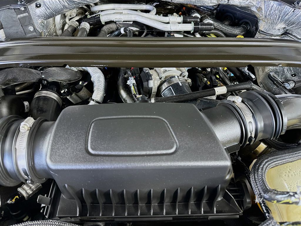 Thumbnail: 2020 Ford Explorer - 9