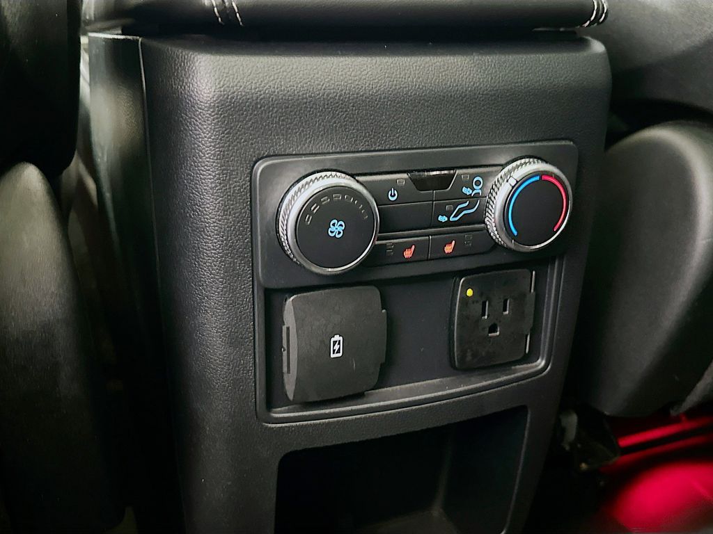 Thumbnail: 2020 Ford Explorer - 21