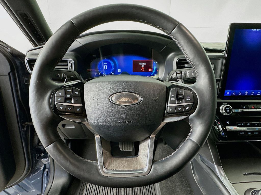 Thumbnail: 2021 Ford Explorer - 15