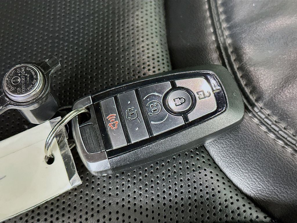 Thumbnail: 2021 Ford Explorer - 20