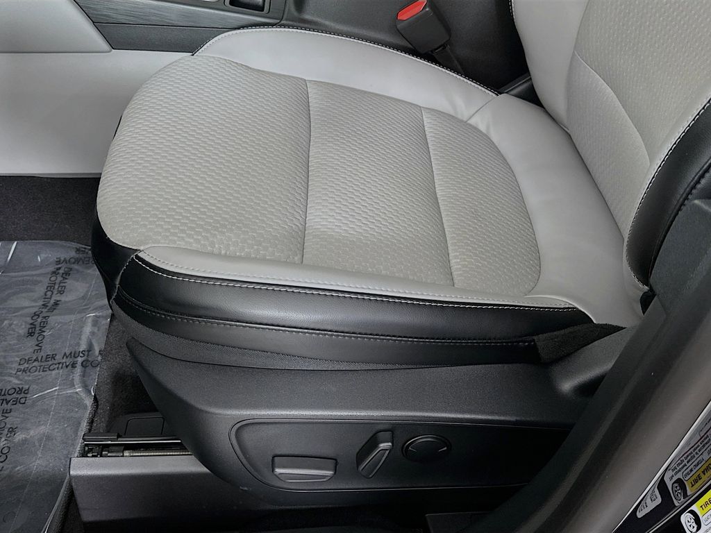 Thumbnail: 2024 Ford Escape - 29