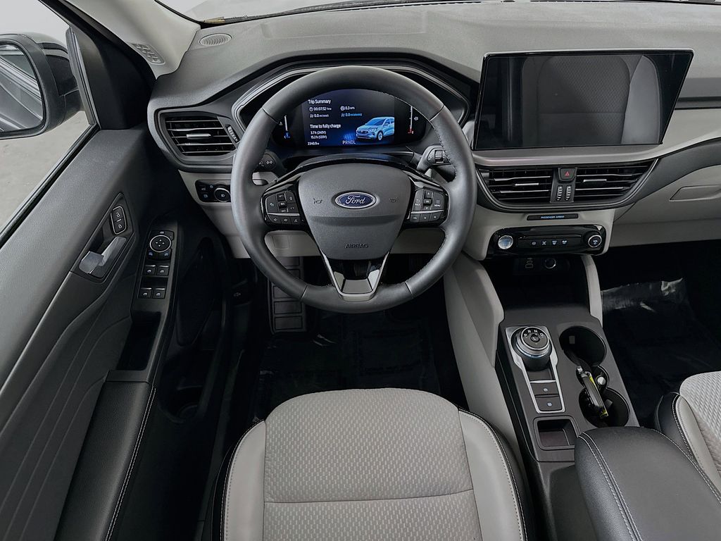 Thumbnail: 2024 Ford Escape - 9