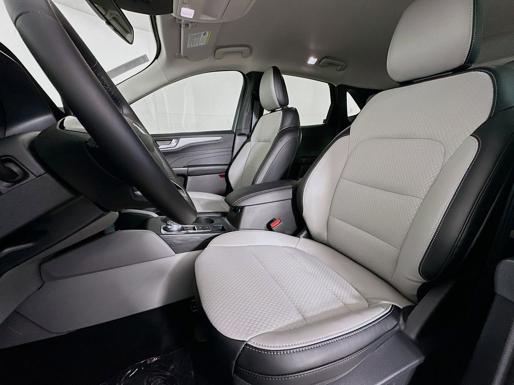 Thumbnail: 2025 Ford Escape - 11