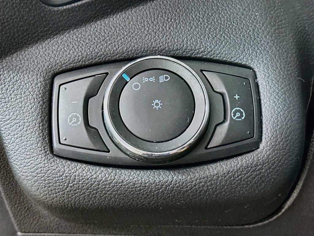 Thumbnail: 2013 Ford Escape - 25